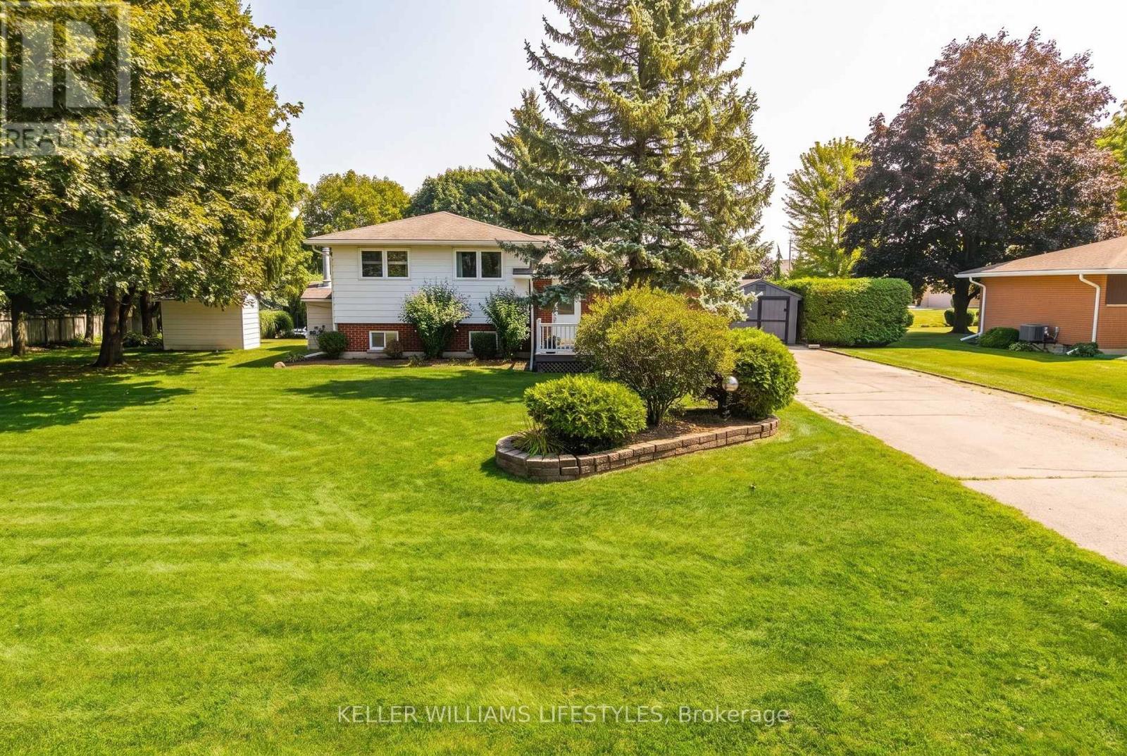 $679,900198 Main Street N, Huron East, Ontario