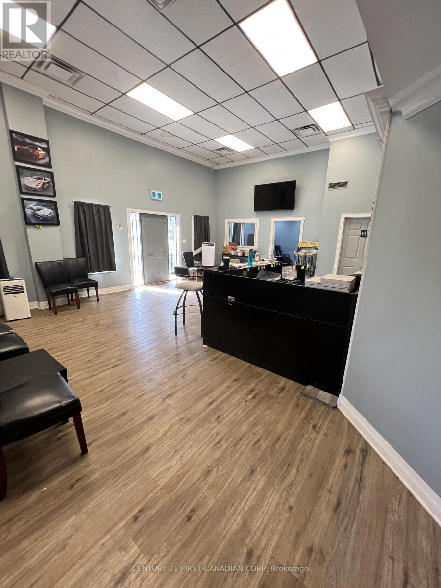 52 Maitland Street, London East, Ontario  N6B 2X1 - Photo 5 - X13701614