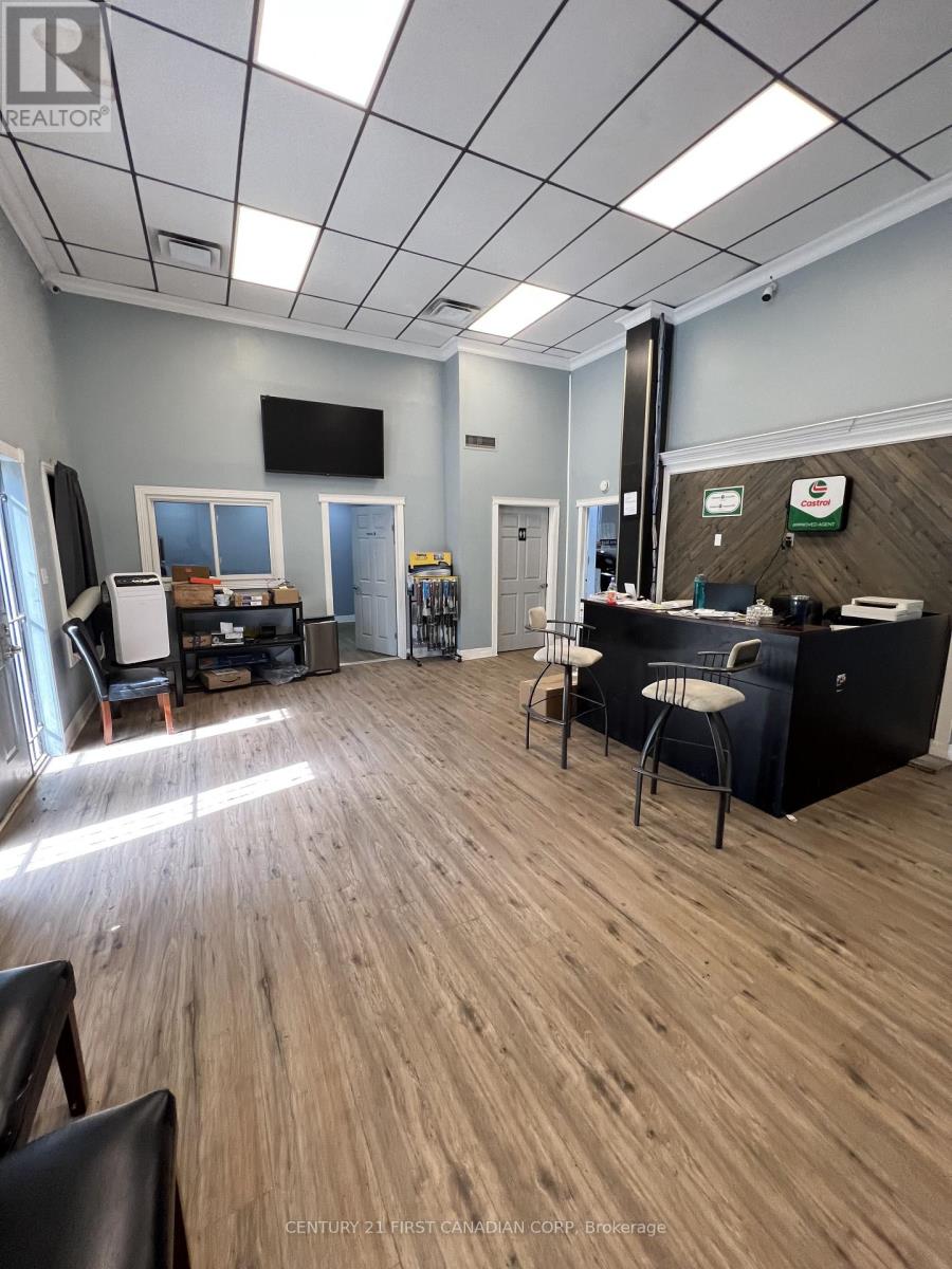 52 Maitland Street, London East, Ontario  N6B 2X1 - Photo 6 - X13701614