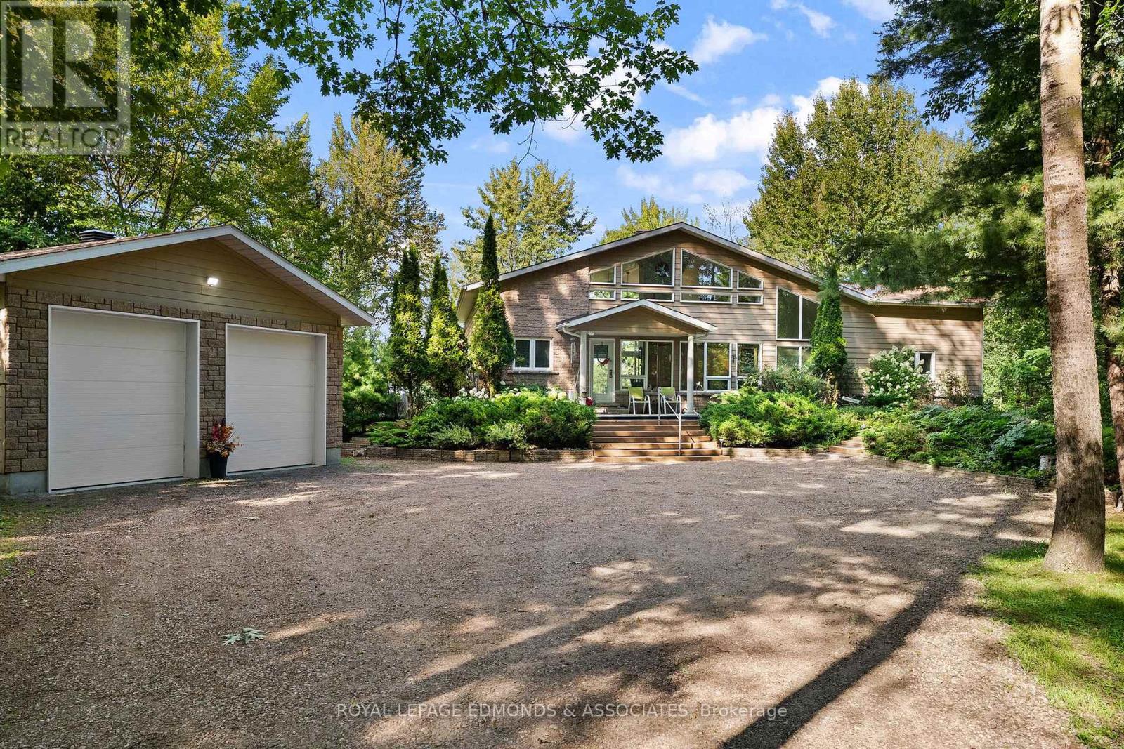 117 BLUE DANUBE WAY, Laurentian Valley, Ontario