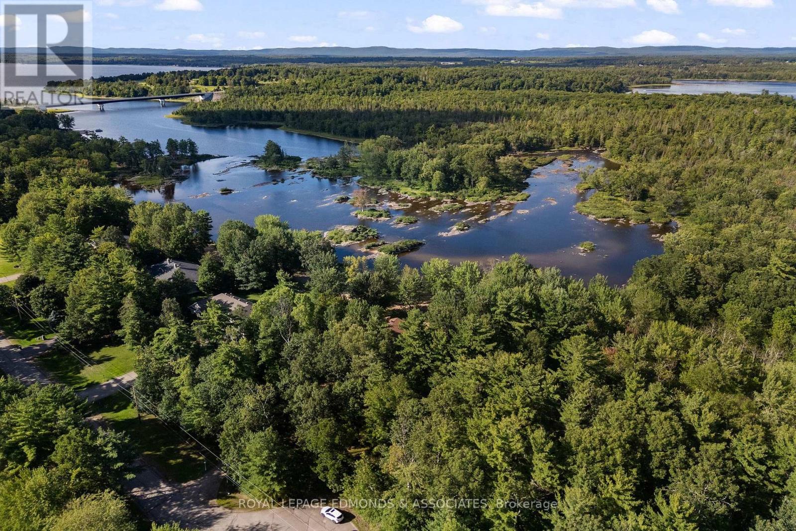 117 Blue Danube Way, Laurentian Valley, Ontario K8A 6W2 - Photo 50 - X13701564