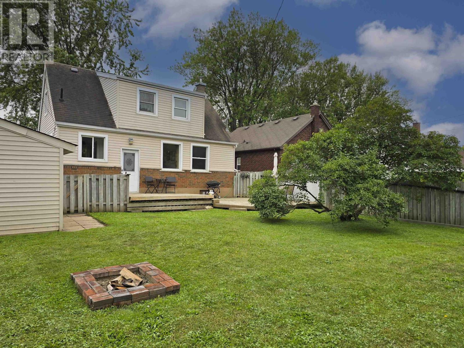 2035 Hamilton Ave, Thunder Bay, Ontario  P7E 4Y3 - Photo 49 - TB2602406