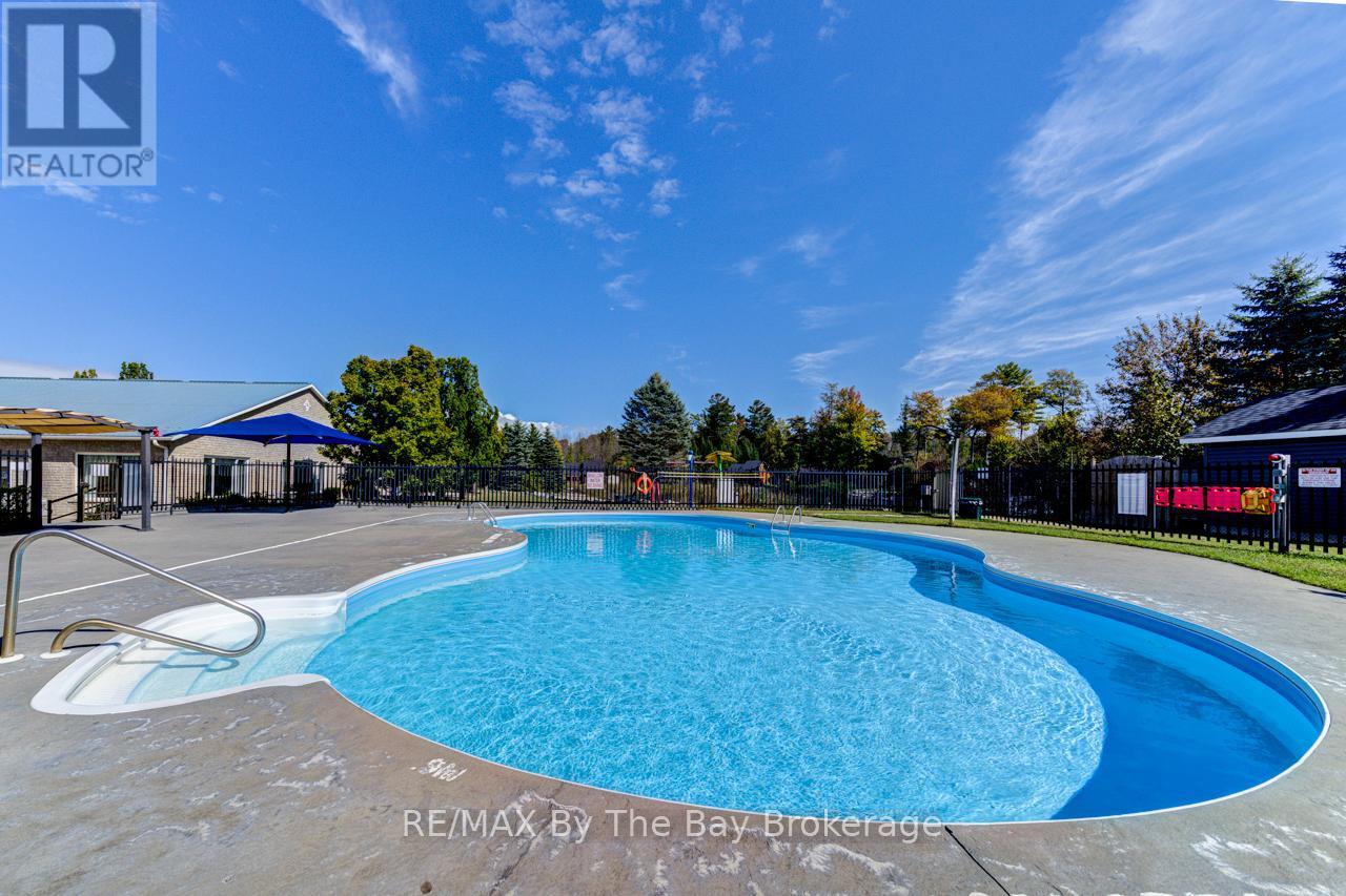 75 - 85 Theme Park Drive, Wasaga Beach, Ontario  L9Z 1X7 - Photo 4 - S13000878