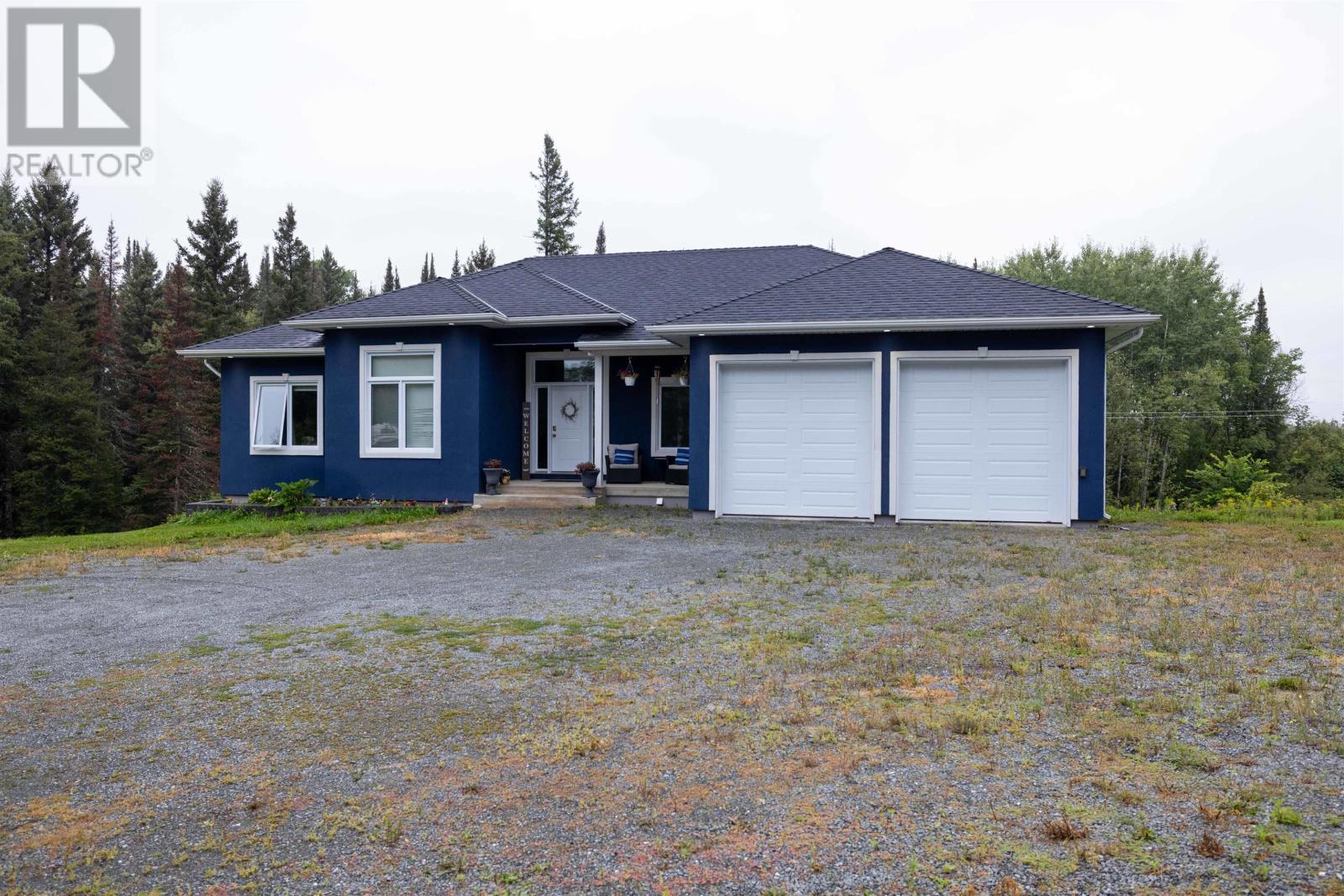 24 Gillespie Rd, Thunder Bay, Ontario  P7J 0E3 - Photo 1 - TB2602465