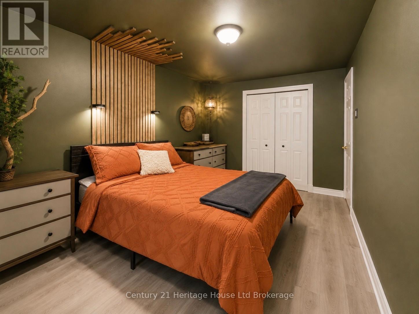 A - 54 Frontenac Road, London South, Ontario  N5Z 3Y6 - Photo 22 - X13701636