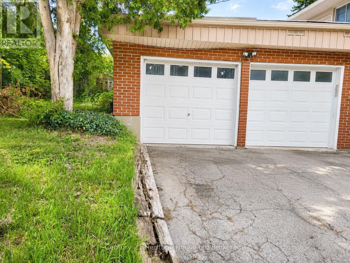 A - 54 Frontenac Road, London South, Ontario  N5Z 3Y6 - Photo 32 - X13701636
