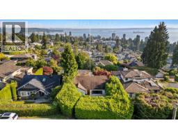 2138 NELSON AVENUE, West Vancouver, British Columbia