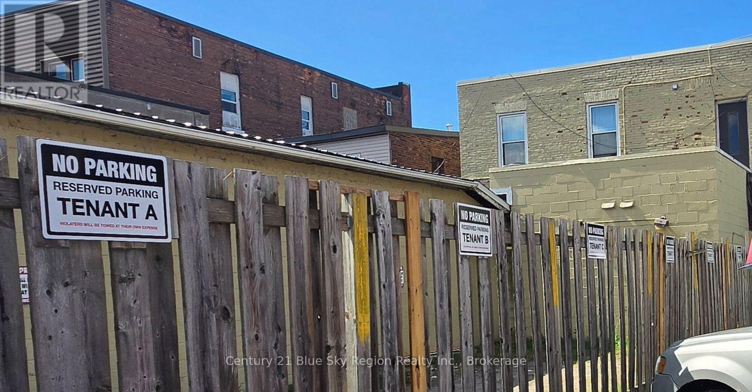 160-164 Main Street E, North Bay, Ontario  P1B 1A8 - Photo 5 - X13701666