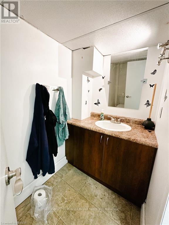 160-164 Main Street E, North Bay, Ontario  P1B 1A8 - Photo 6 - X13701666