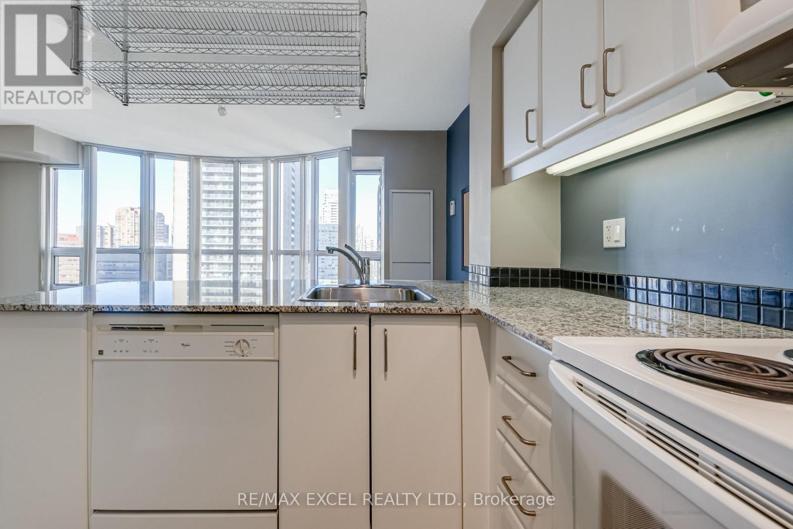 1909 - 33 Sheppard Avenue E, Toronto, Ontario  M2N 7K1 - Photo 14 - C13701446