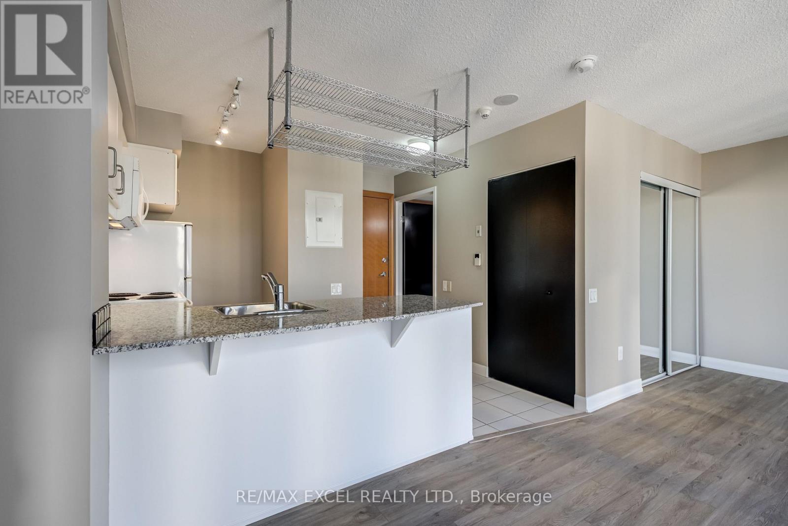 1909 - 33 Sheppard Avenue E, Toronto, Ontario  M2N 7K1 - Photo 21 - C13701446