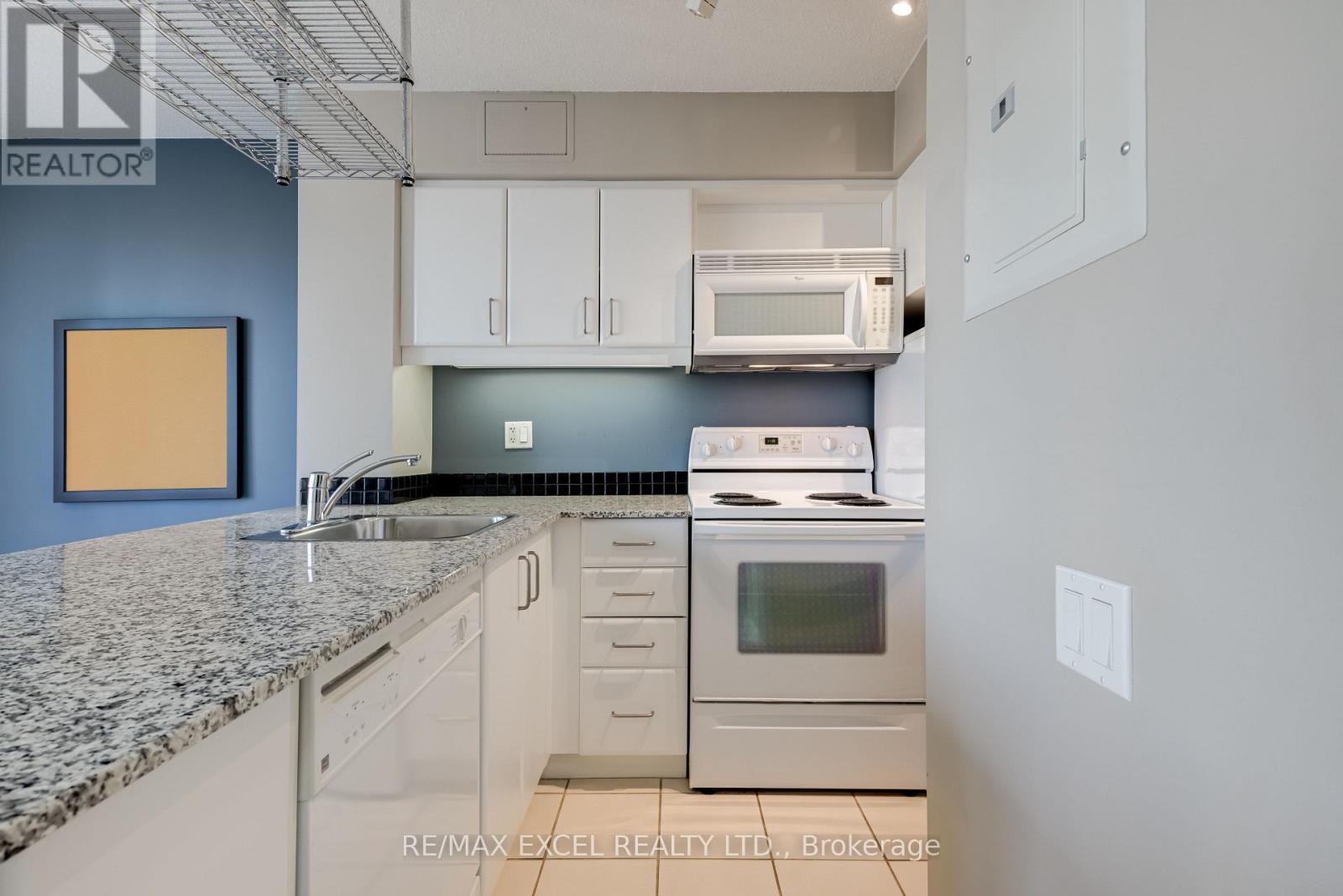 1909 - 33 Sheppard Avenue E, Toronto, Ontario  M2N 7K1 - Photo 22 - C13701446