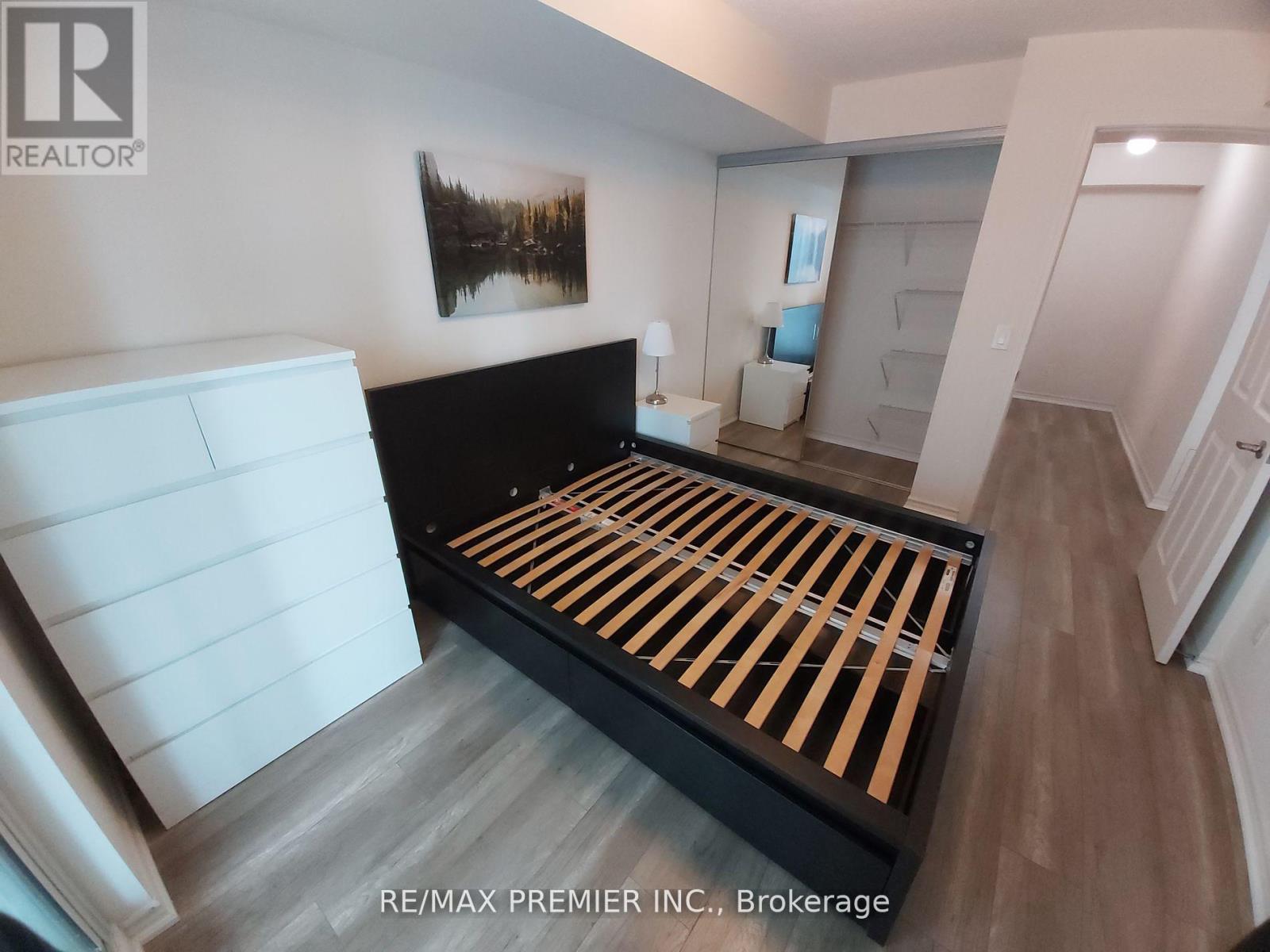 2507 - 19 Grand Trunk Crescent, Toronto, Ontario  M5J 3A3 - Photo 10 - C13701464