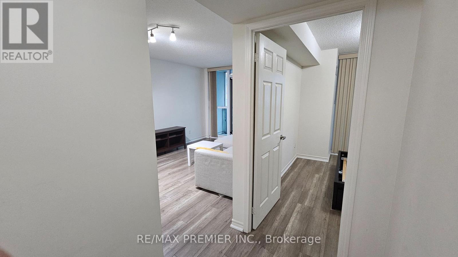 2507 - 19 Grand Trunk Crescent, Toronto, Ontario  M5J 3A3 - Photo 13 - C13701464