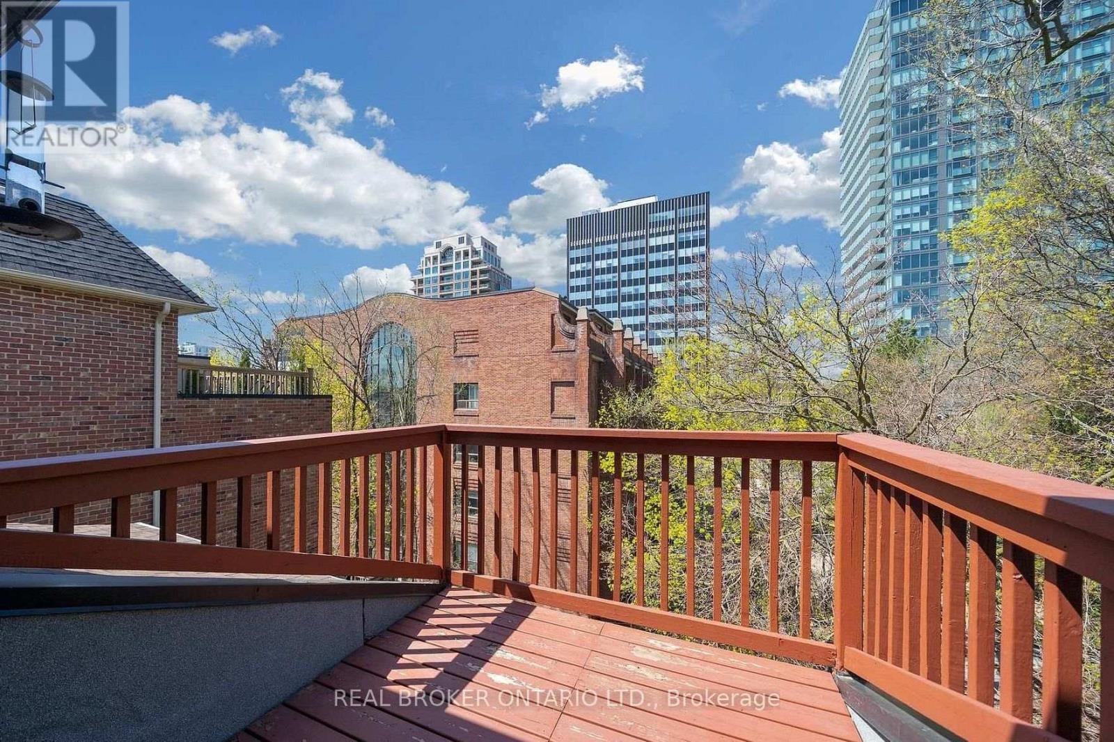 3 - 12 Foxbar Road, Toronto, Ontario  M4V 2G6 - Photo 19 - C13701532