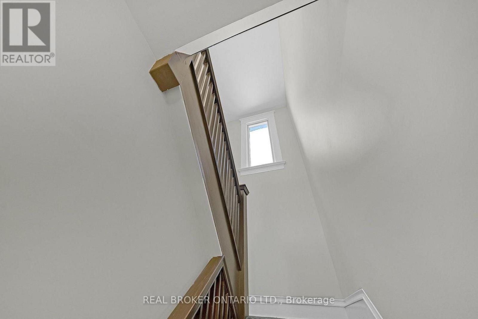 3 - 12 Foxbar Road, Toronto, Ontario  M4V 2G6 - Photo 3 - C13701532