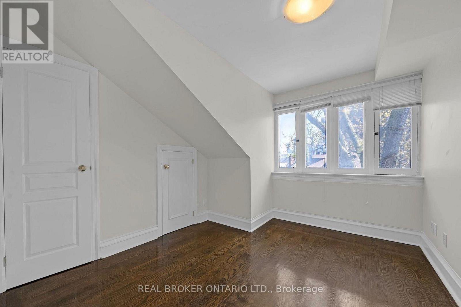 3 - 12 Foxbar Road, Toronto, Ontario  M4V 2G6 - Photo 6 - C13701532