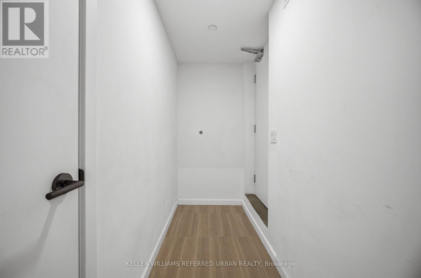 Th105 - 170 Bayview Avenue, Toronto, Ontario  M5A 0M4 - Photo 25 - C13701602