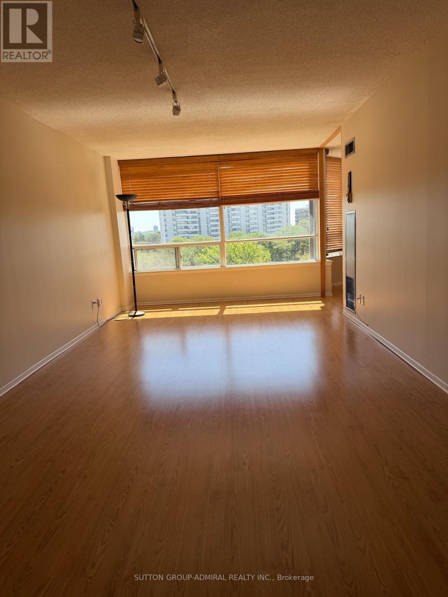 707 - 1101 Steeles Avenue W, Toronto, Ontario M2R 2S9 - Photo 3 - C13701652