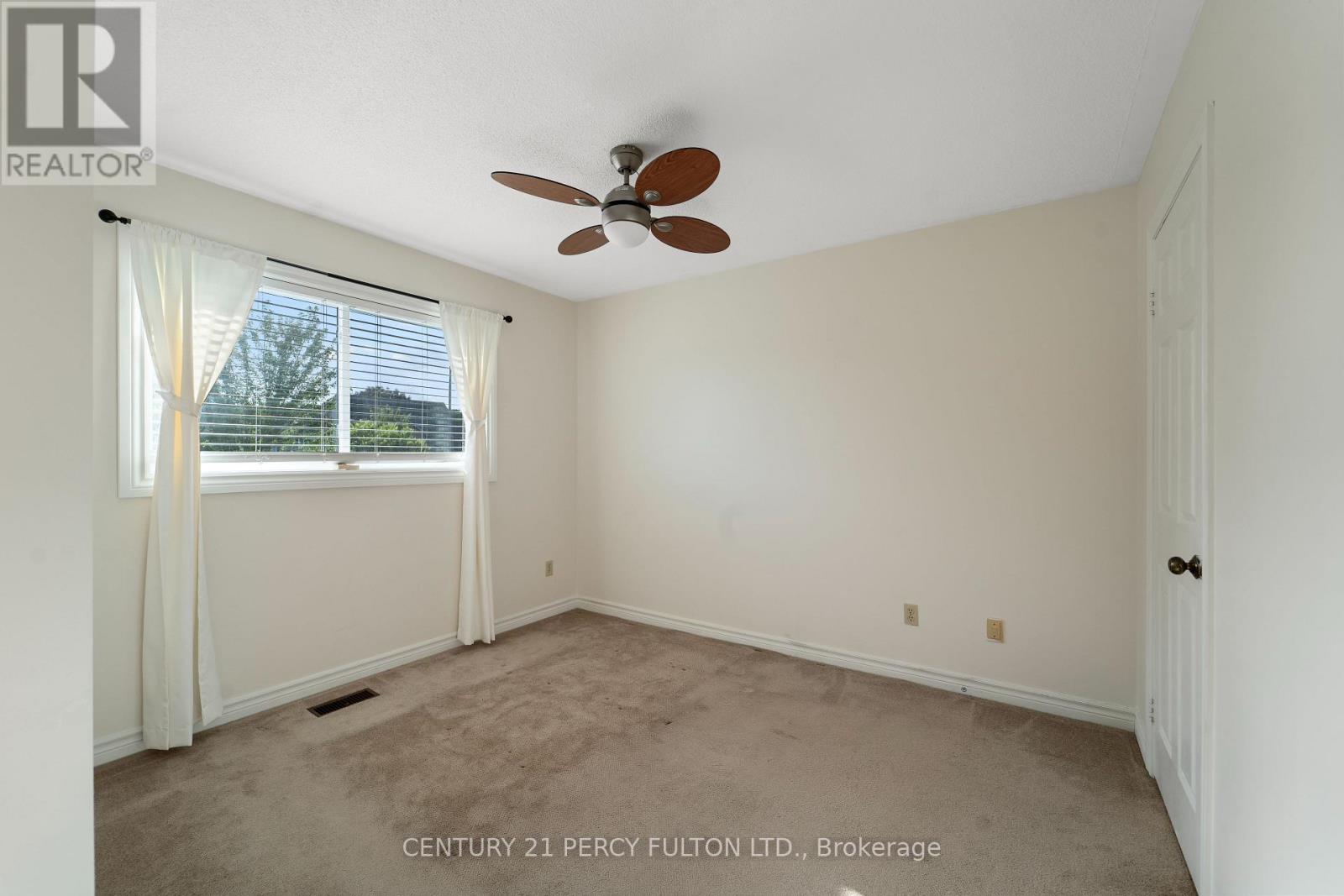 1913 Rosebank Road, Pickering, Ontario  L1V 1P7 - Photo 21 - E13701522