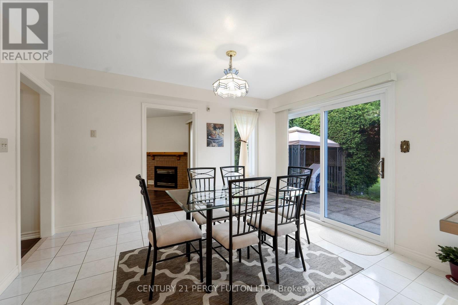 1913 Rosebank Road, Pickering, Ontario  L1V 1P7 - Photo 9 - E13701522