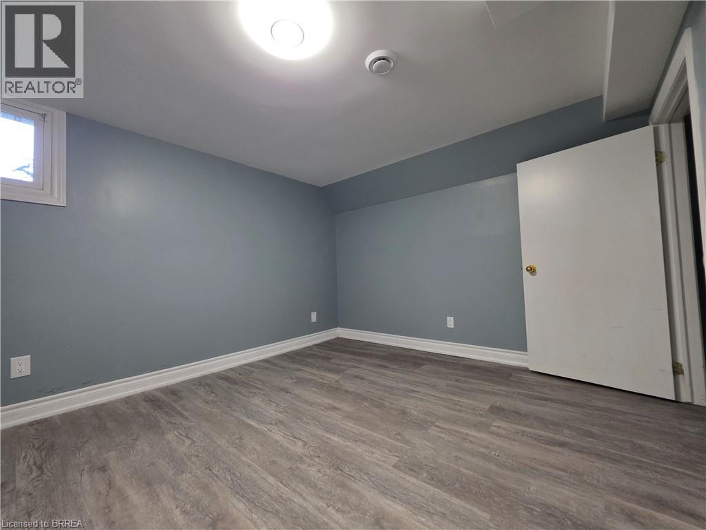 32 Forest Road, Brantford, Ontario  N3S 6W2 - Photo 31 - 40857574