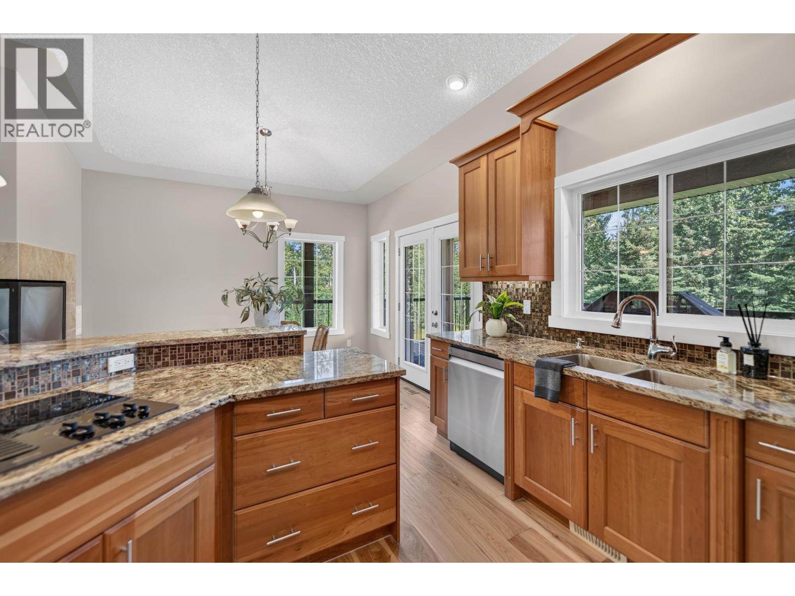 13537 281 Road, Charlie Lake, British Columbia  V1J 8J4 - Photo 14 - R3157872