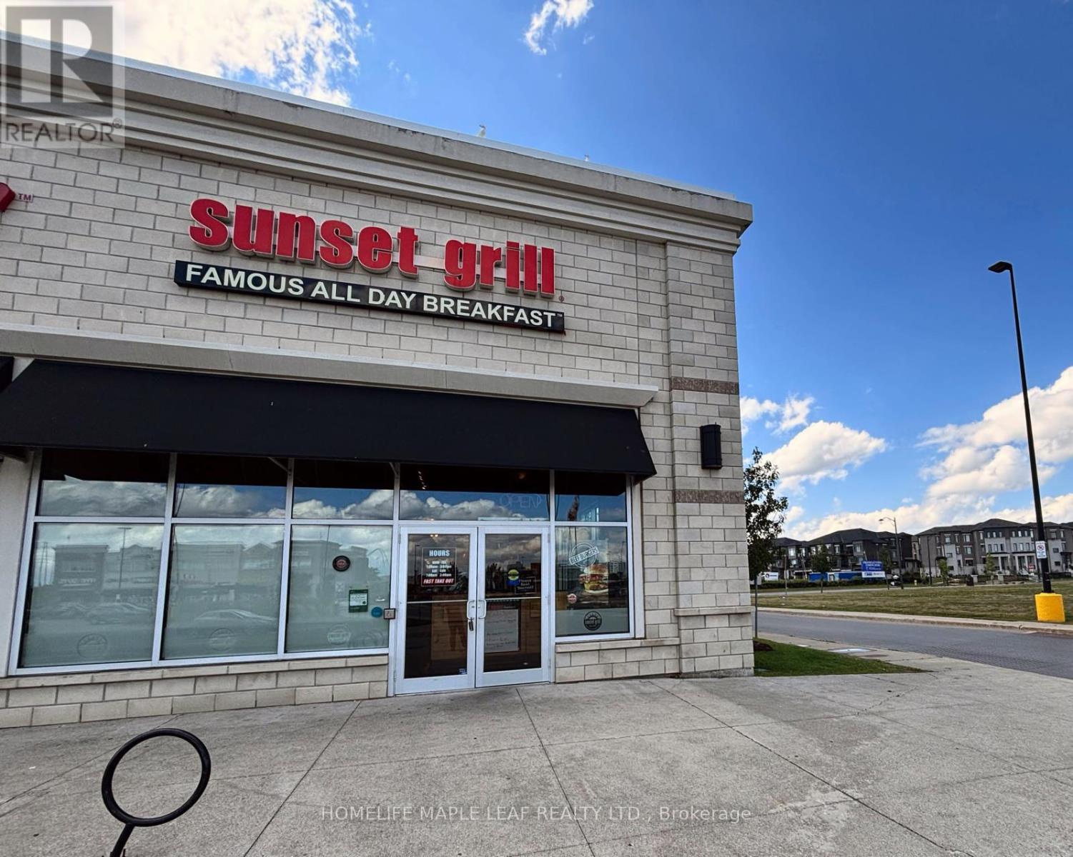 3604 Major Mackenzie Drive W, Vaughan, Ontario  L6A 1S1 - Photo 4 - N13701616