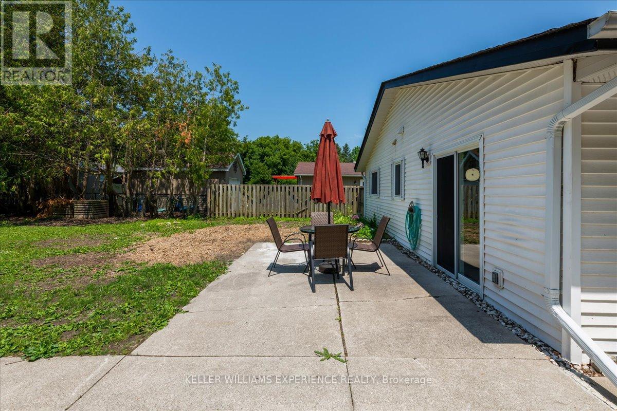 31 River Drive, Essa, Ontario  L3W 0G8 - Photo 23 - N13701626