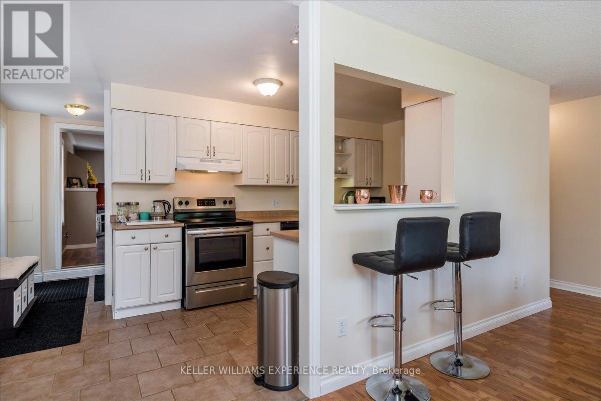 31 River Drive, Essa, Ontario  L3W 0G8 - Photo 5 - N13701626