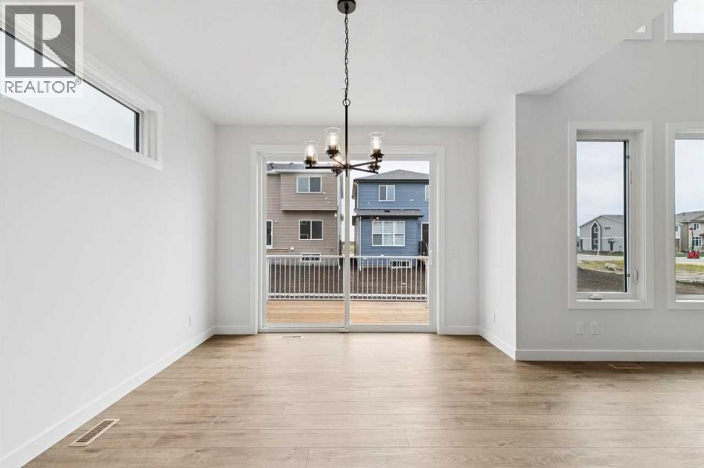 43 Hotchkiss Avenue SE, Calgary, Alberta  T3S 0T5 - Photo 14 - A2338769