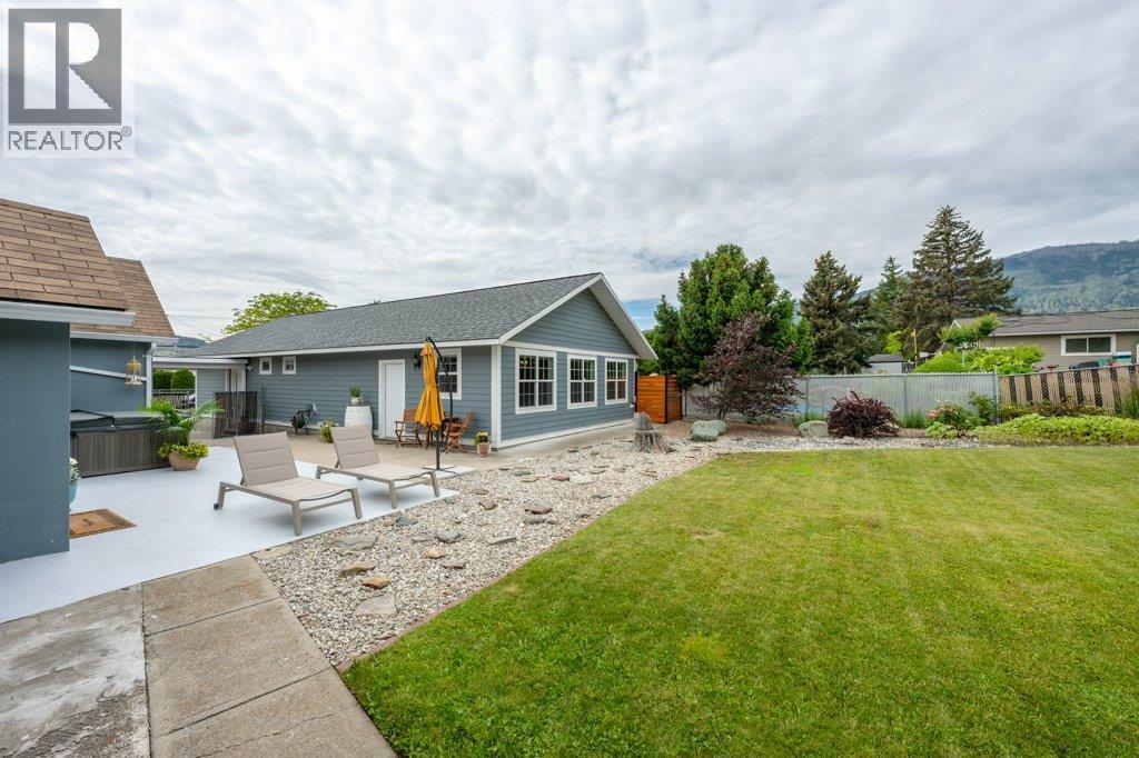 860 Fairview Road, Oliver, British Columbia  V0H 1T6 - Photo 4 - 10390614