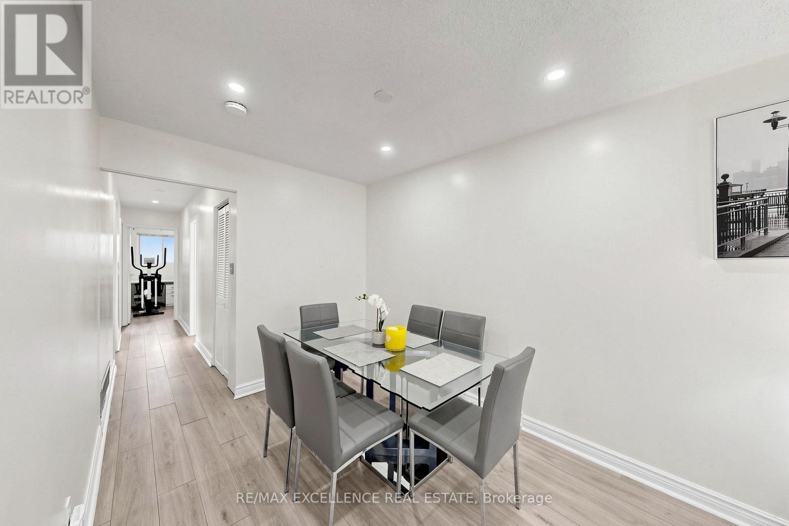 25 Graymar Road, Brampton, Ontario  L6S 1Z7 - Photo 13 - W13701526