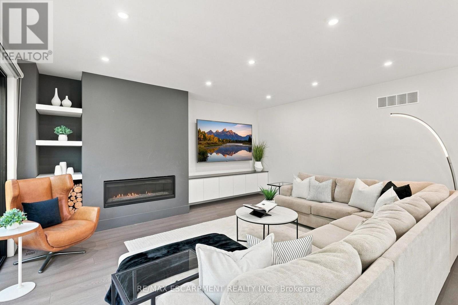 1181 Ogden Avenue, Mississauga, Ontario  L5E 2G8 - Photo 15 - W13701576