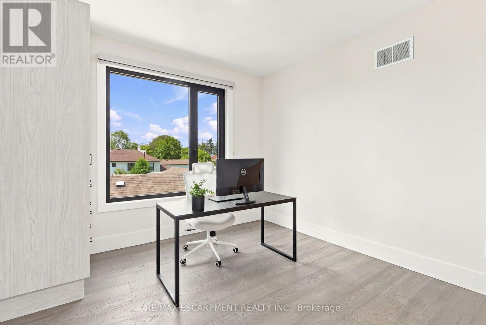 1181 Ogden Avenue, Mississauga, Ontario  L5E 2G8 - Photo 37 - W13701576