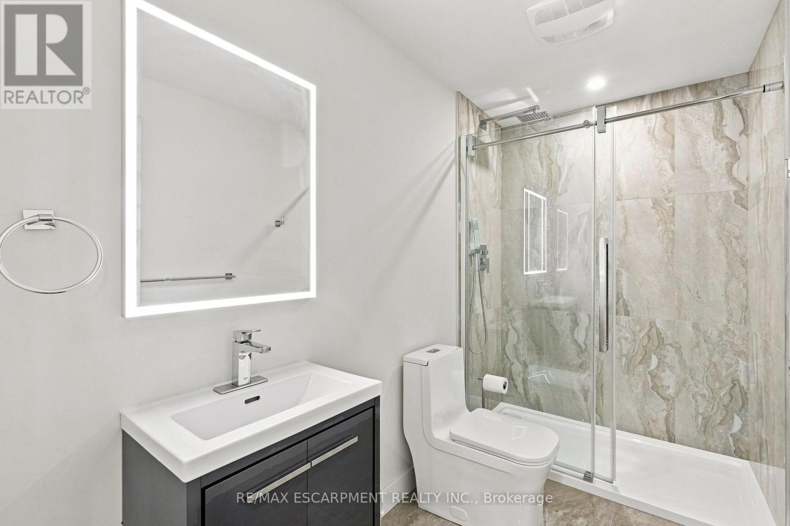 1181 Ogden Avenue, Mississauga, Ontario  L5E 2G8 - Photo 46 - W13701576