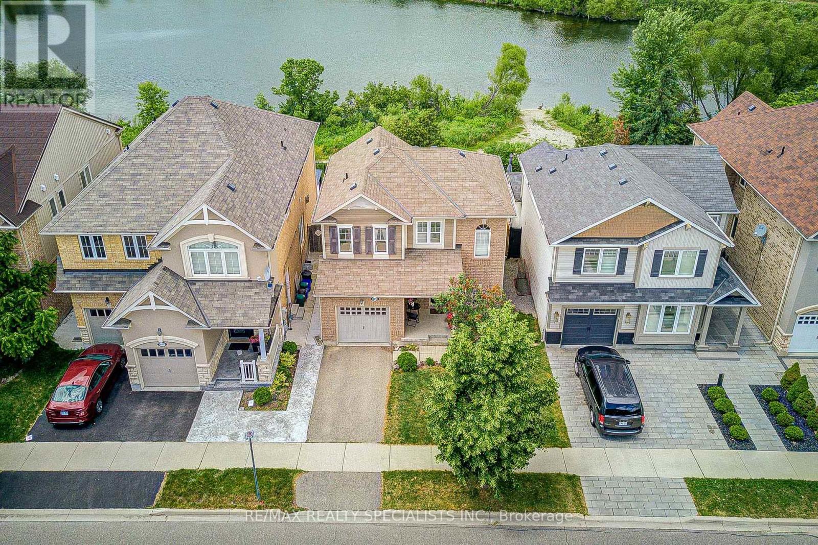 629 Symons Crossing, Milton, Ontario  L9T 7S2 - Photo 3 - W13701660