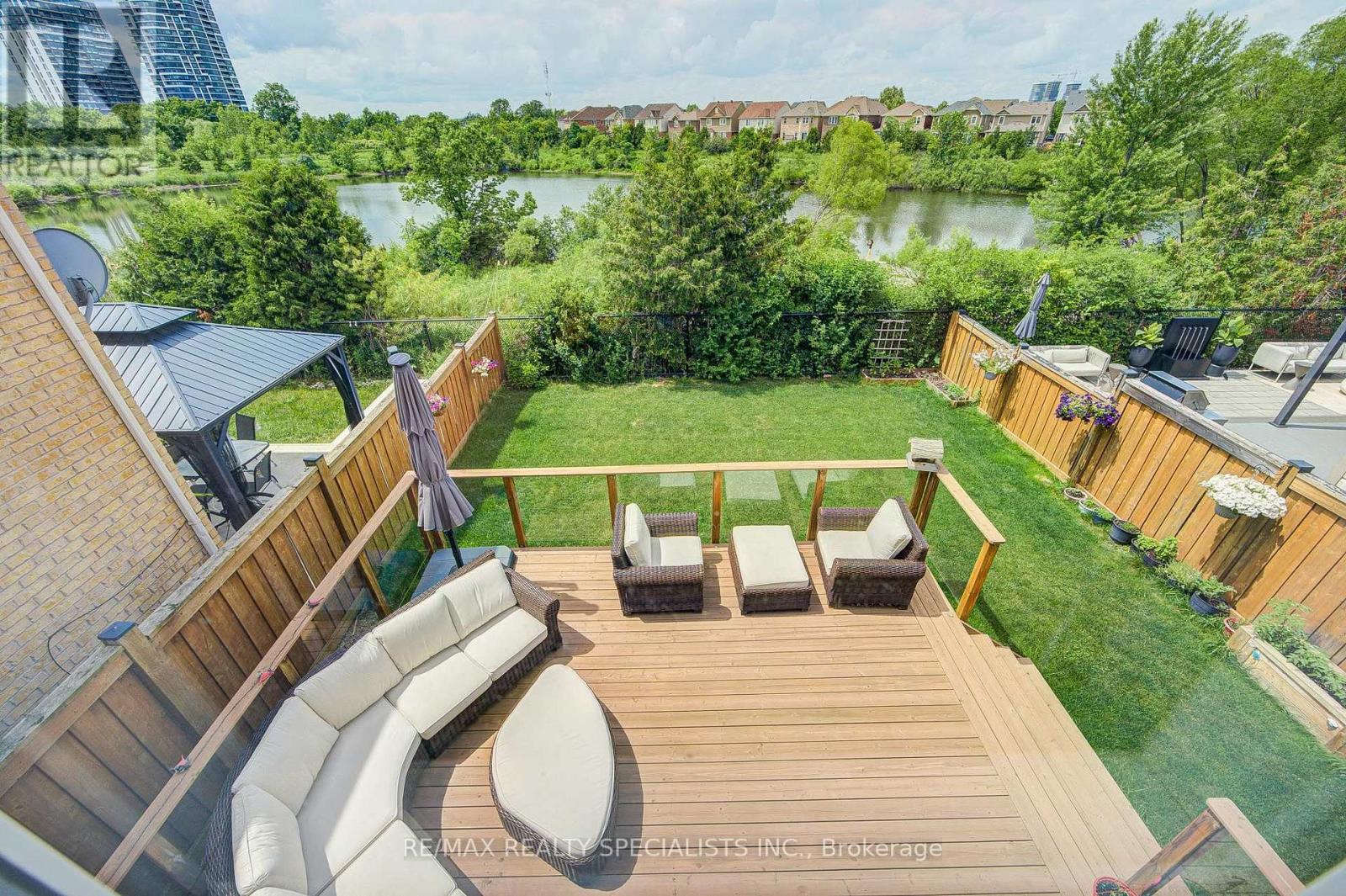 629 Symons Crossing, Milton, Ontario  L9T 7S2 - Photo 4 - W13701660