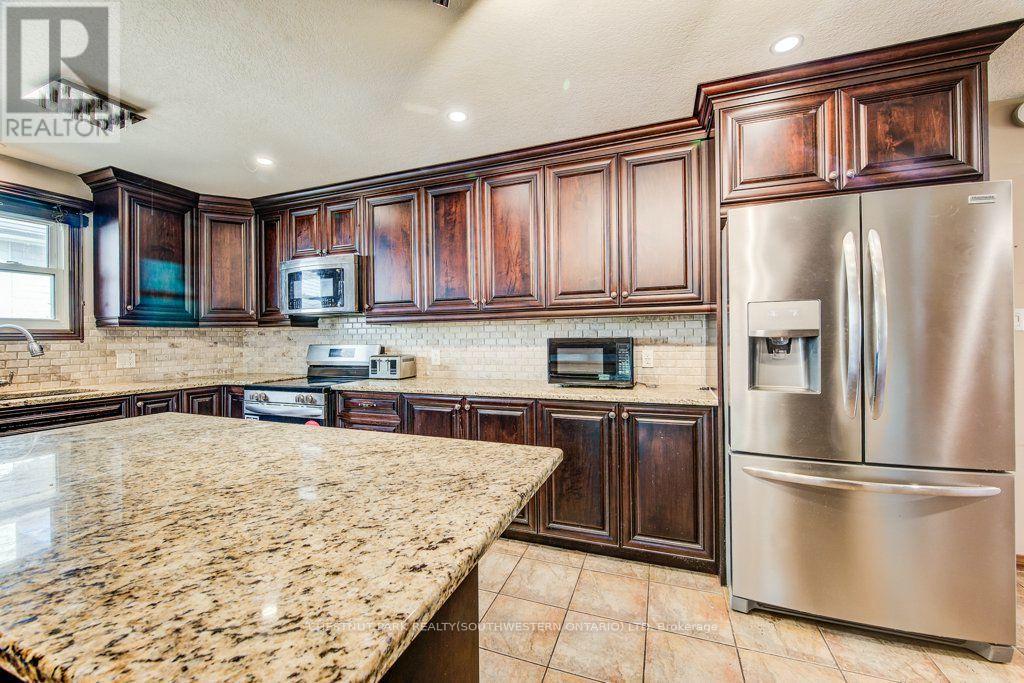 3 Cora Drive, Kitchener, Ontario  N2N 3C6 - Photo 18 - X13701544