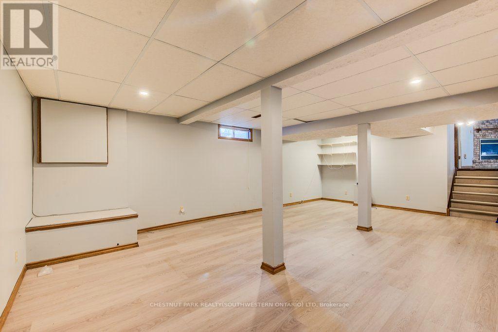 3 Cora Drive, Kitchener, Ontario  N2N 3C6 - Photo 40 - X13701544