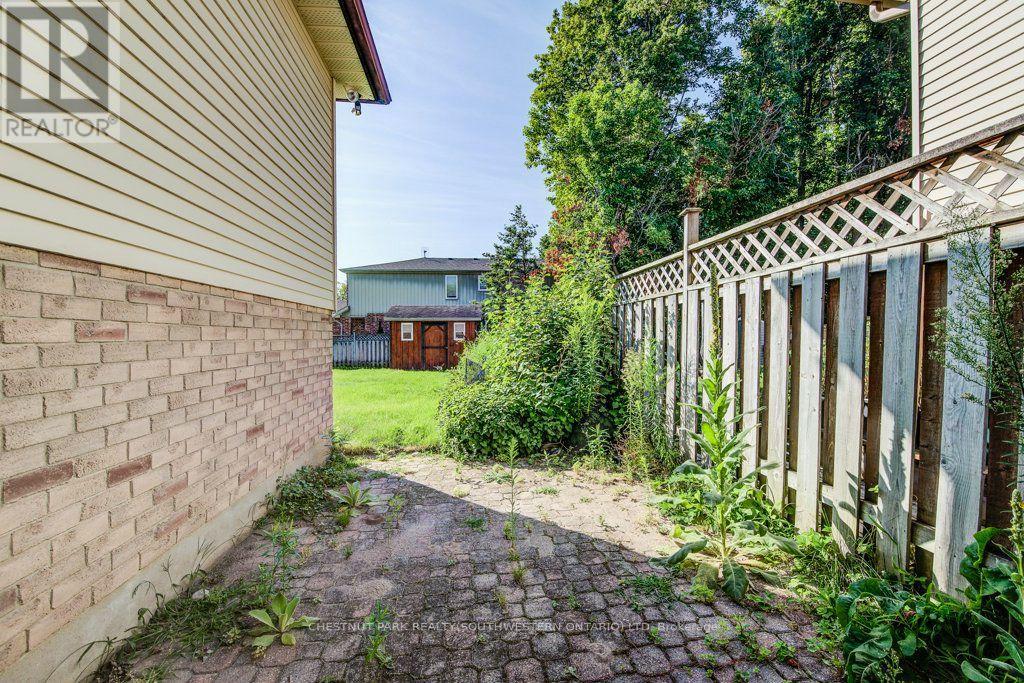 3 Cora Drive, Kitchener, Ontario  N2N 3C6 - Photo 43 - X13701544