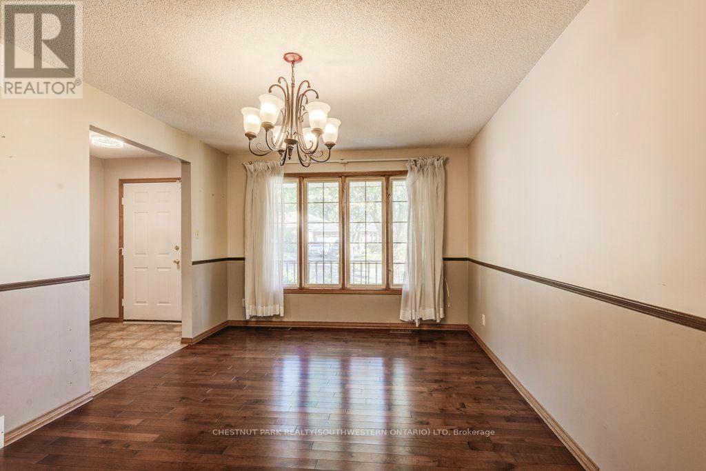 3 Cora Drive, Kitchener, Ontario  N2N 3C6 - Photo 9 - X13701544