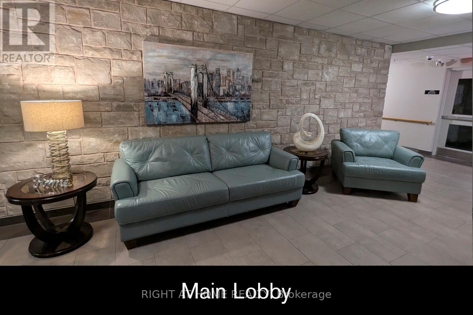 411 - 141 Vansickle Road, St. Catharines, Ontario  L2S 0E5 - Photo 3 - X13701556