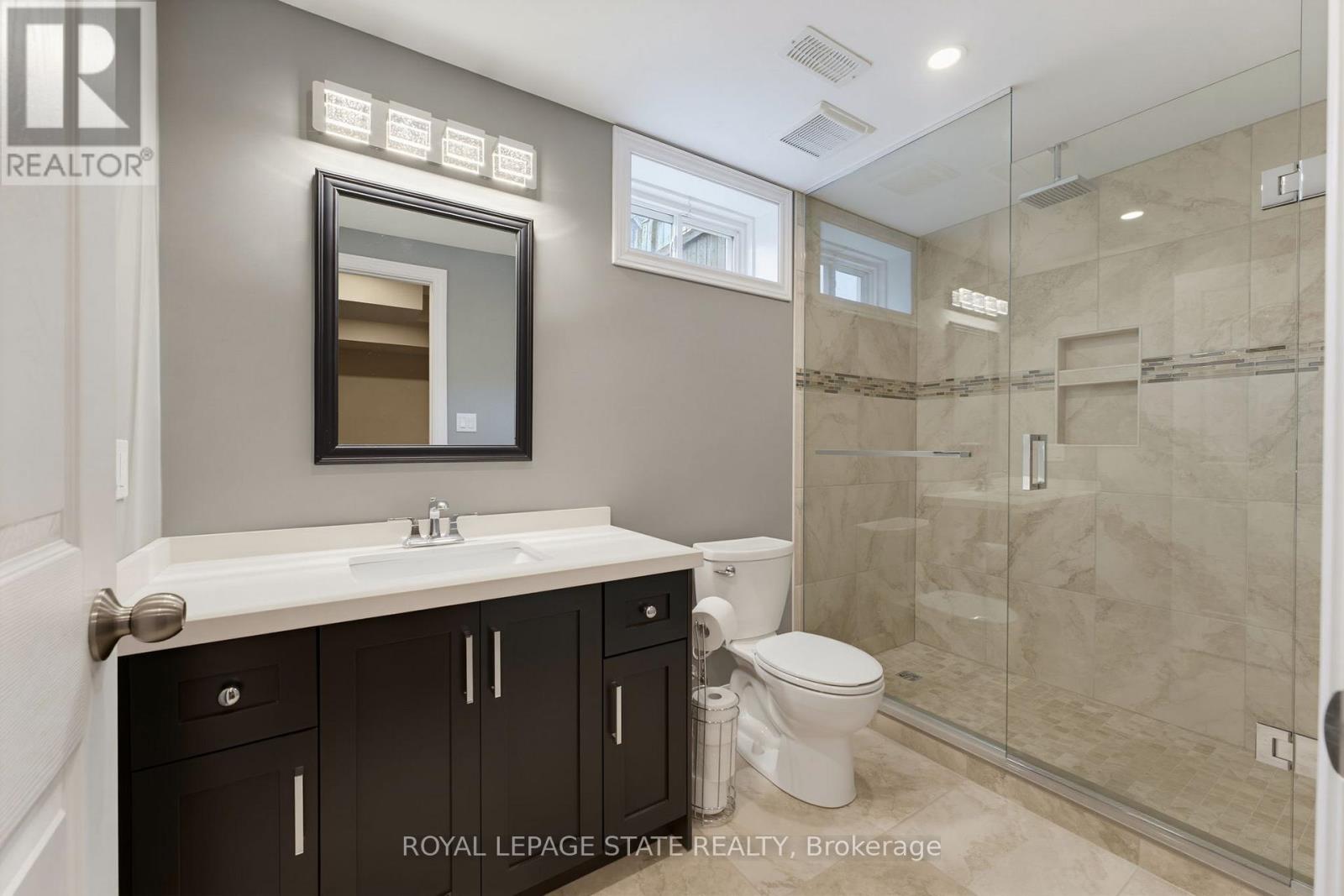 73 Degrow Crescent, Hamilton, Ontario  L0R 1C0 - Photo 37 - X13701608