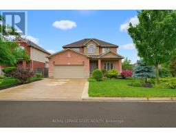 73 DEGROW CRESCENT, Hamilton, Ontario