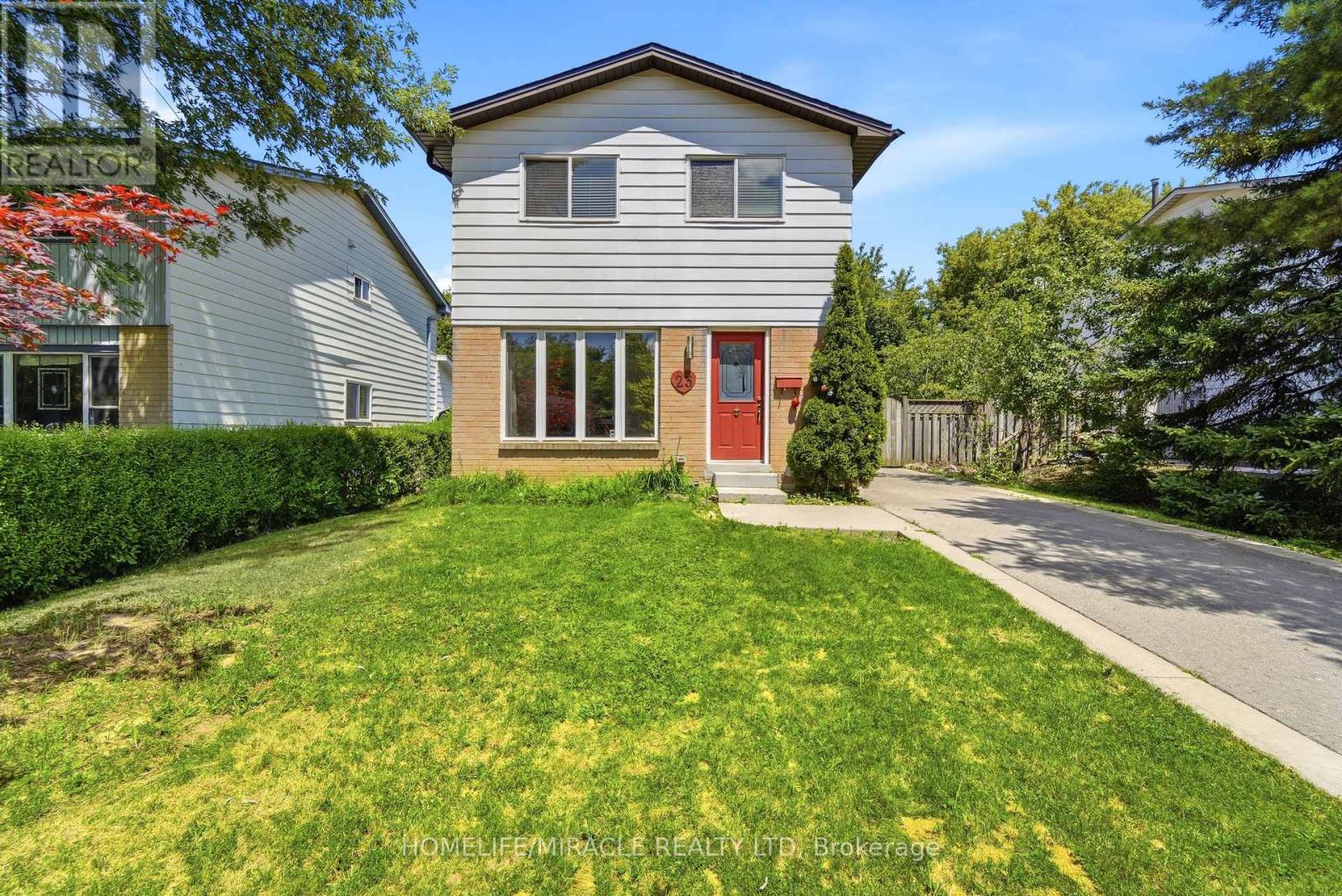 23 Heatherdale Place, Hamilton, Ontario  L9C 6K7 - Photo 1 - X13701630