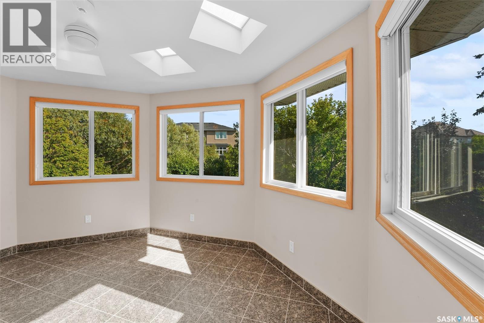 5152 Wascana Vista Place, Regina, Saskatchewan  S4V 2S3 - Photo 22 - SK046324