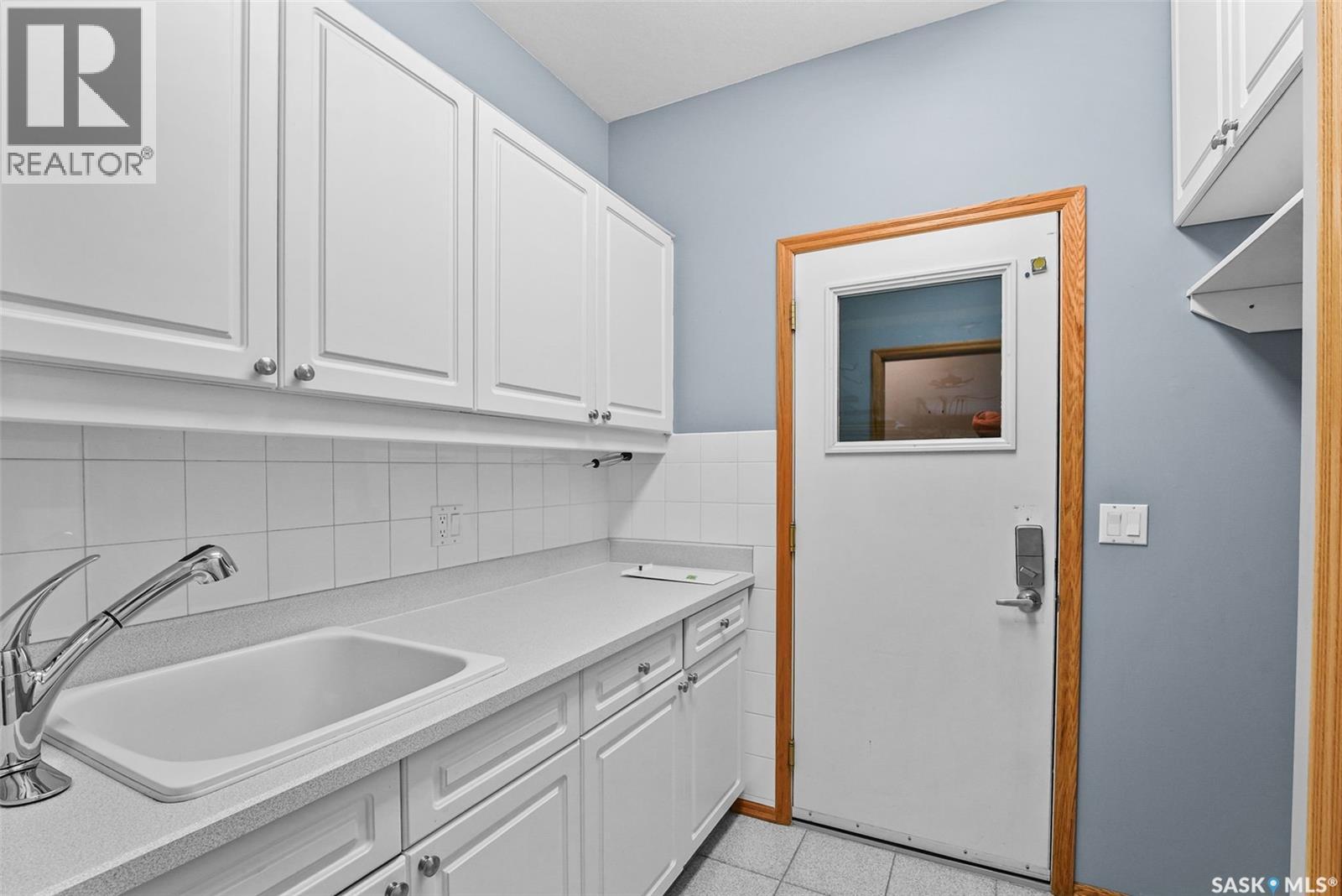 5152 Wascana Vista Place, Regina, Saskatchewan  S4V 2S3 - Photo 27 - SK046324
