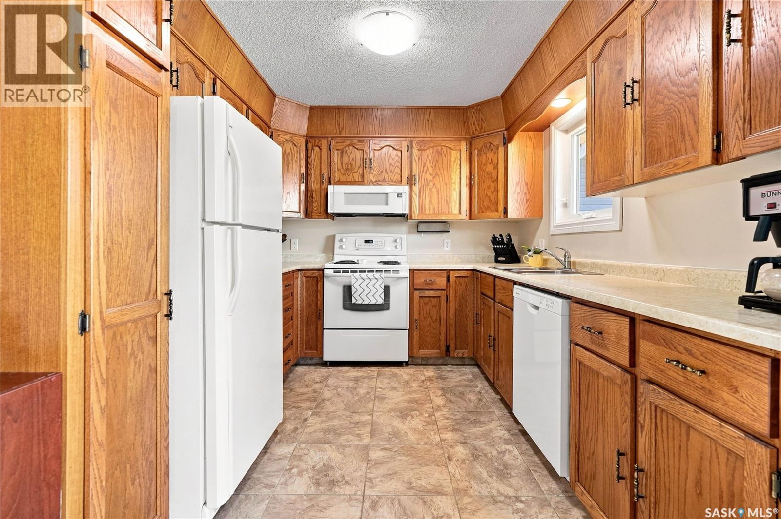1630 Spadina Drive, Moose Jaw, Saskatchewan  S6K 1B1 - Photo 10 - SK046209