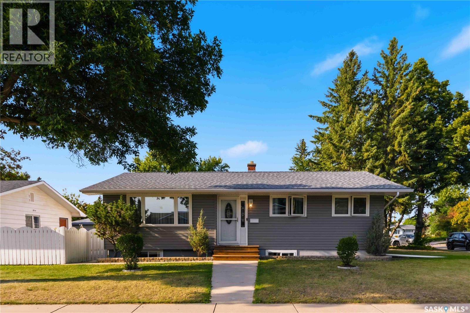 192 Salisbury Drive, Saskatoon, Saskatchewan  S7H 3J8 - Photo 6 - SK046072